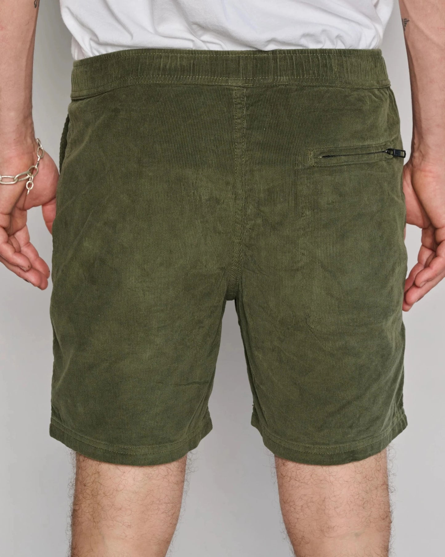 PANAMA CORD WALKSHORT ARMY GREEN